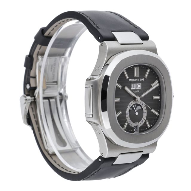 Patek Philippe Nautilus 5726A-001 Image 2